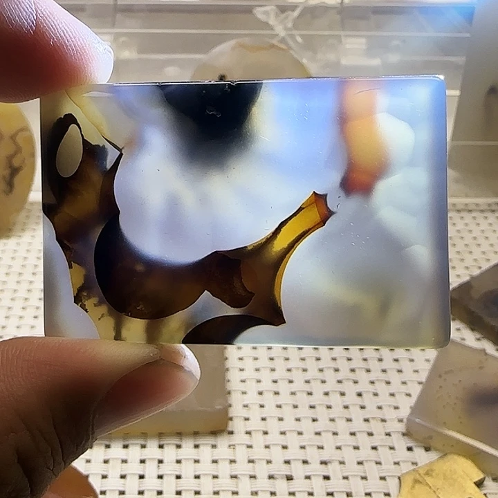 玛瑙/玉髓未镶嵌珠宝奇石