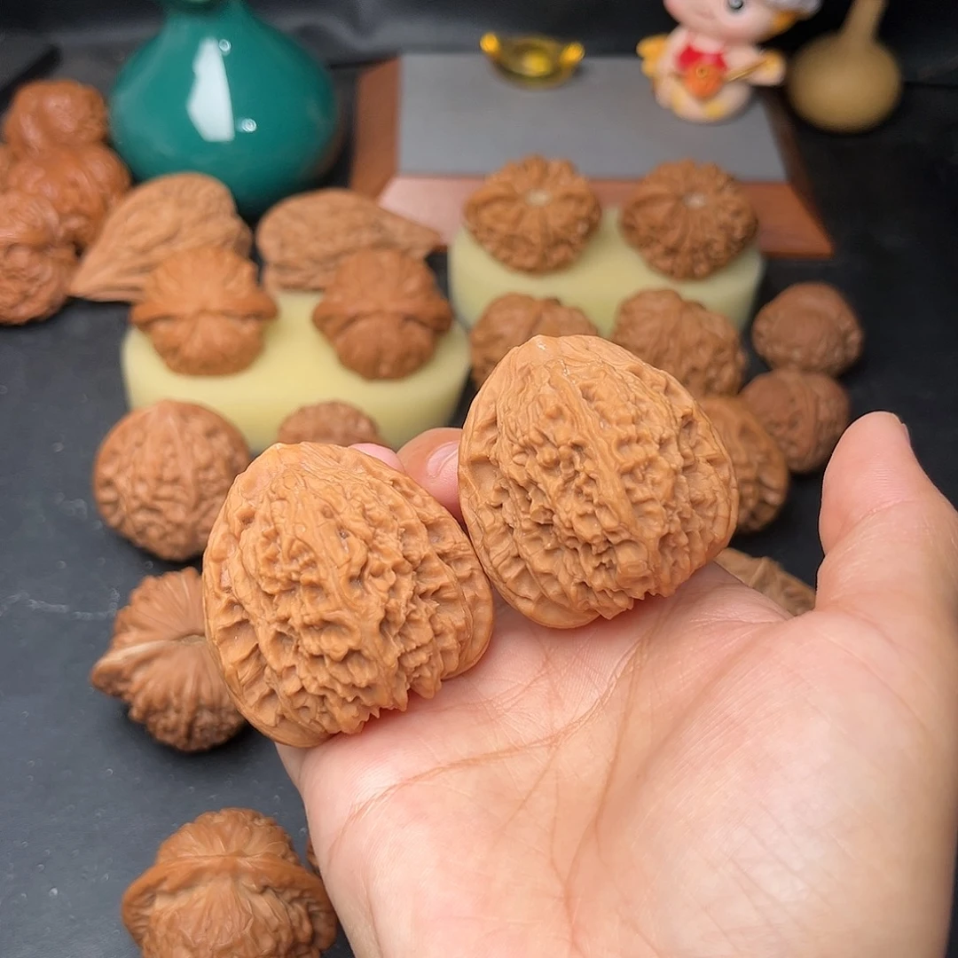 把件文玩核桃三角疆40.5