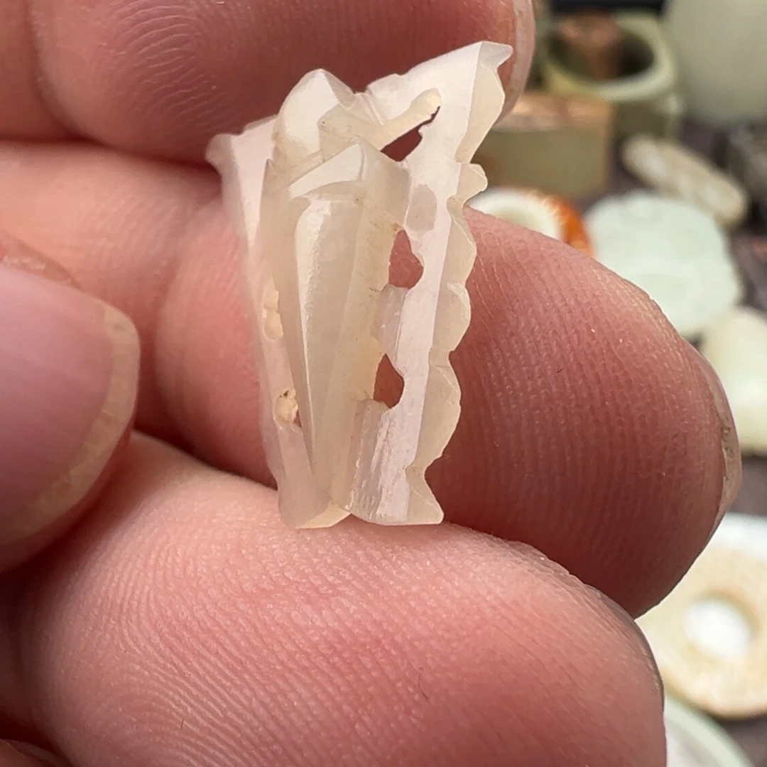 【闪购商品】和田玉2清代和田玉帽花