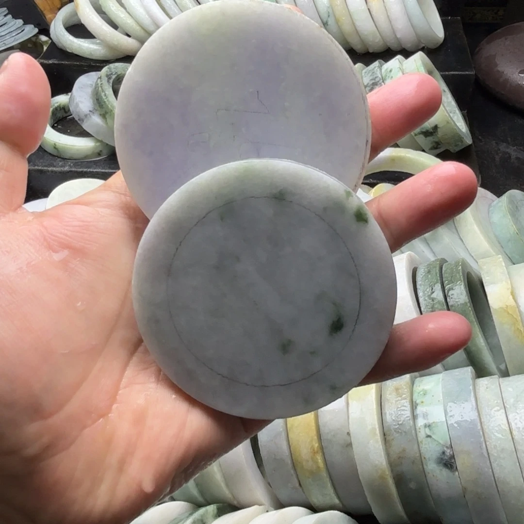 s***i定制翡翠未镶嵌翡翠手镯定制