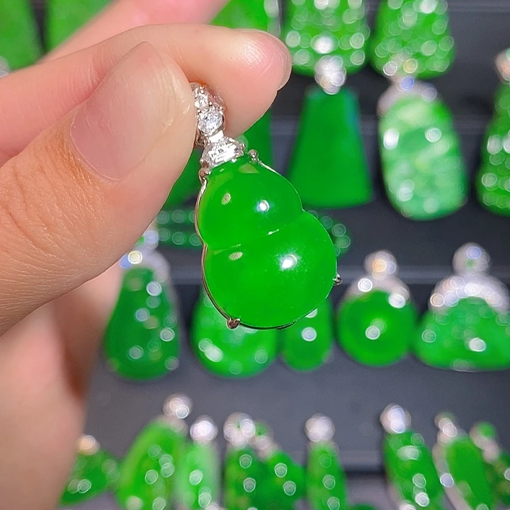 翡翠银S925镶嵌颈饰