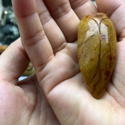 【闪购商品】未镶嵌岫岩河磨玉（透闪石质玉）挂件