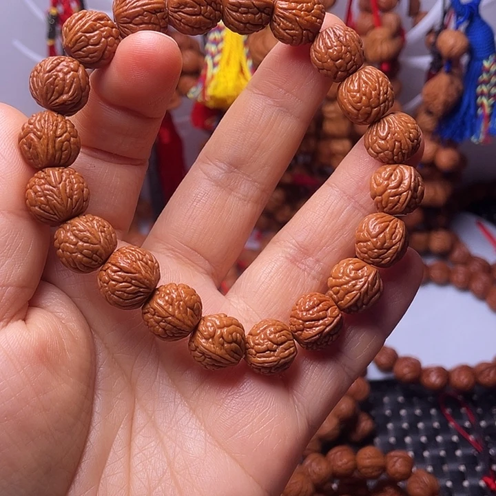 桃核吊坠龙纹桃枭