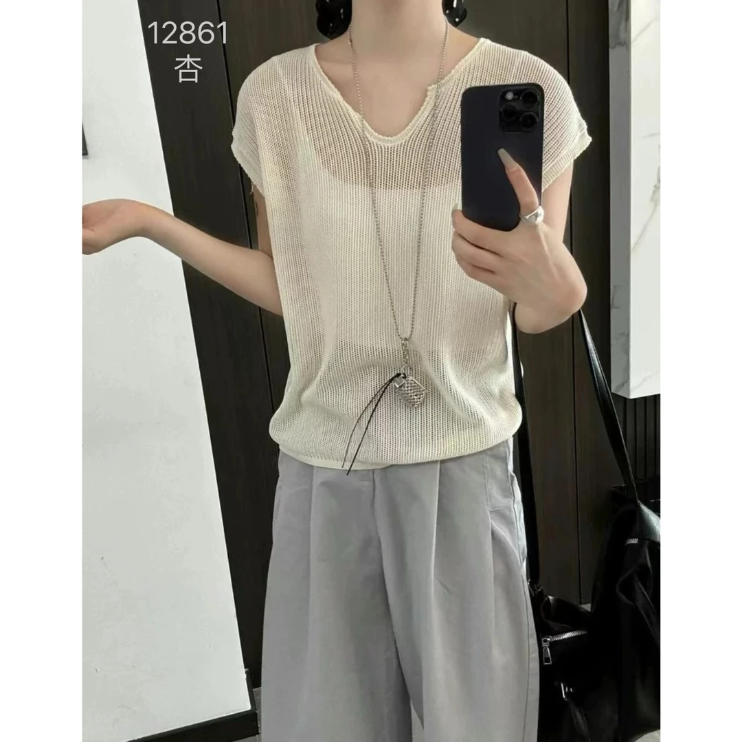 12861（部分无水洗唛，介意慎拍）CHUXUN新款剪刀领镂空钩花短袖