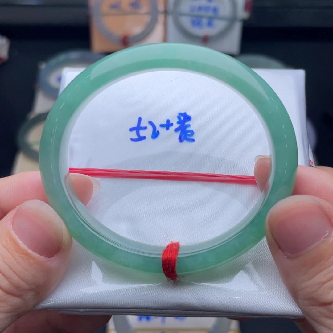 翡翠未镶嵌手镯翡翠手镯72