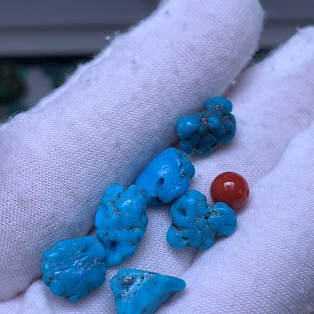 南红玛瑙未镶嵌珠宝奇石
