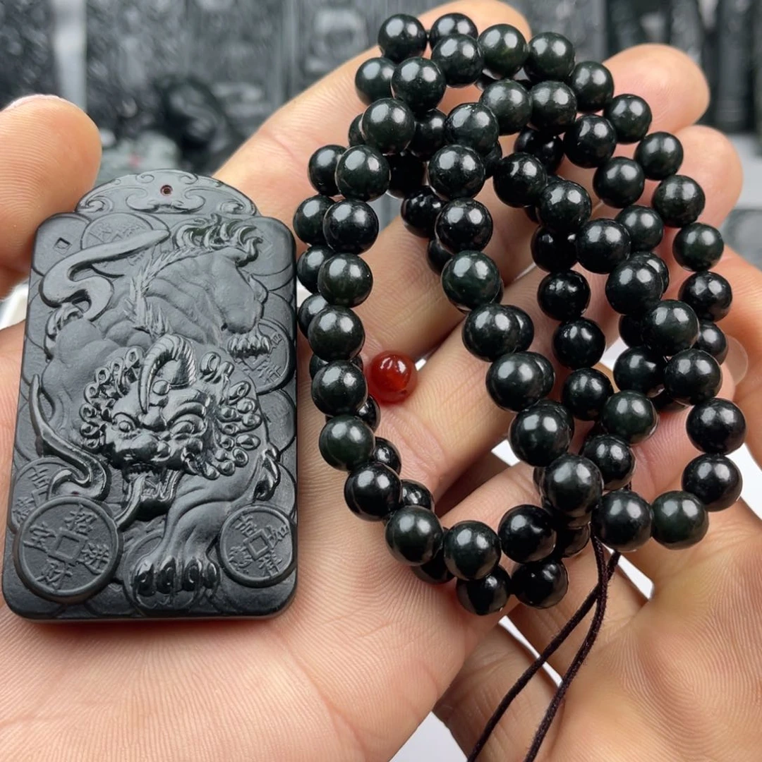 和田玉颈饰未镶嵌侧***章