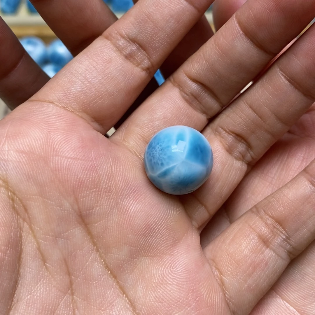最***上针钠钙石（海纹石）未镶嵌颈饰