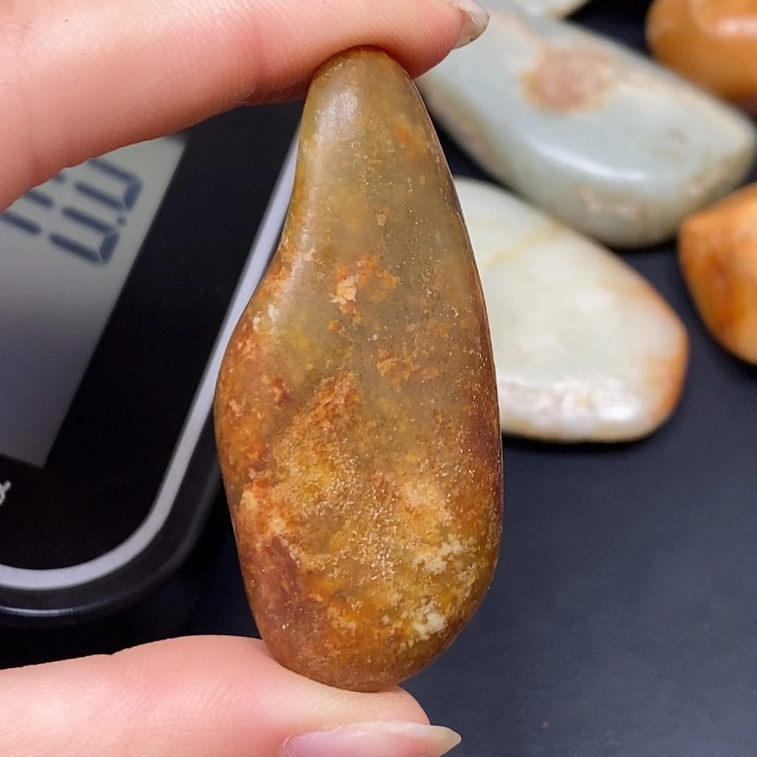 和田玉（糖玉）未镶嵌挂件