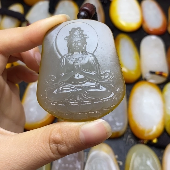 和田玉未镶嵌颈饰