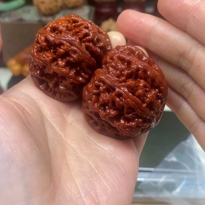 文玩核桃手串粗筋