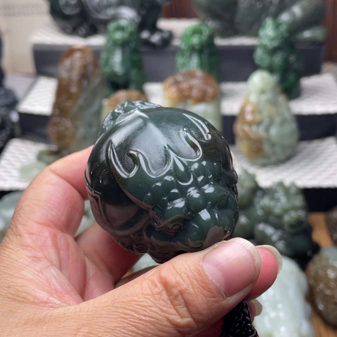 未镶嵌和田玉把件