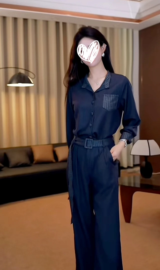 早秋休闲套装显瘦高腰蓝色翻领宽松长袖两件套 8110#