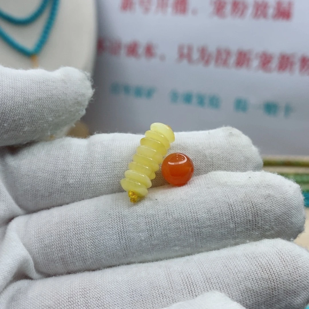 南红玛瑙未镶嵌珠宝奇石