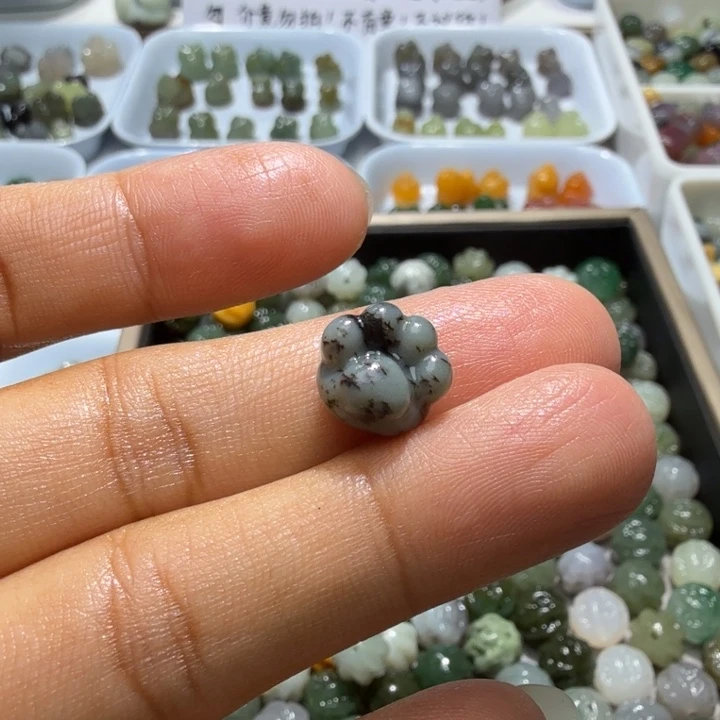 A***猪未镶嵌和田玉珠宝半成品