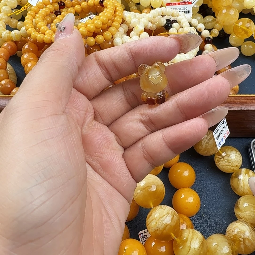 琥珀未镶嵌珠宝奇石