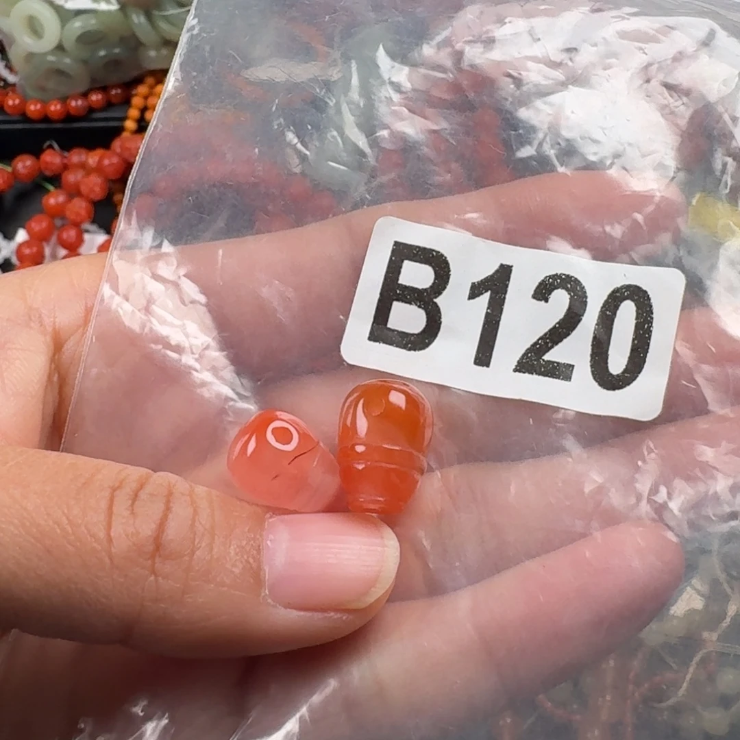 南红玛瑙未镶嵌珠宝奇石10-11