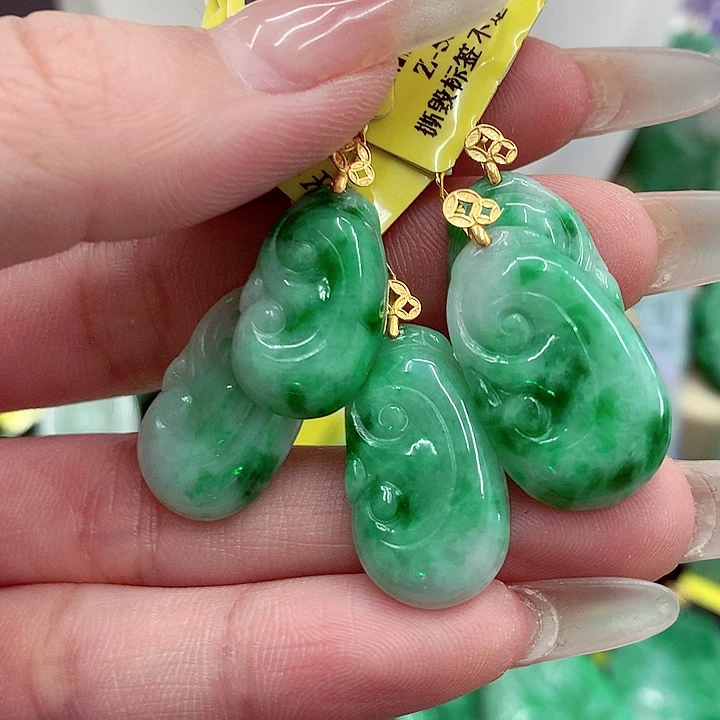 翡翠18K金镶嵌吊坠(不含链)多样性发货