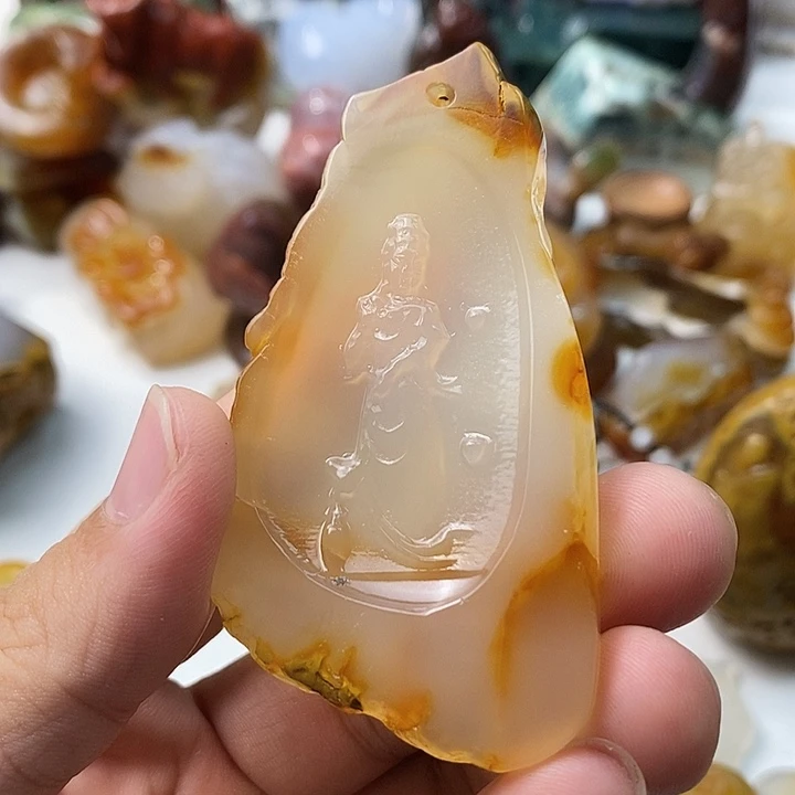 未镶嵌颈饰玛瑙/玉髓