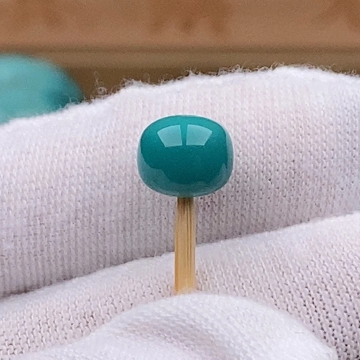 绿松石未镶嵌珠宝奇石8