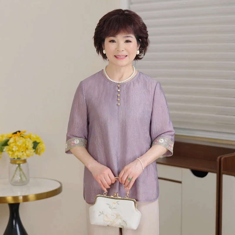 妈妈夏装新款洋气短袖亲肤透气T恤中老年时尚大码新中式绣花套装