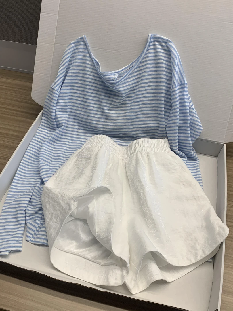 简约条纹圆领长袖睡衣女春夏季宽松大码短裤家居服两件套睡衣女款