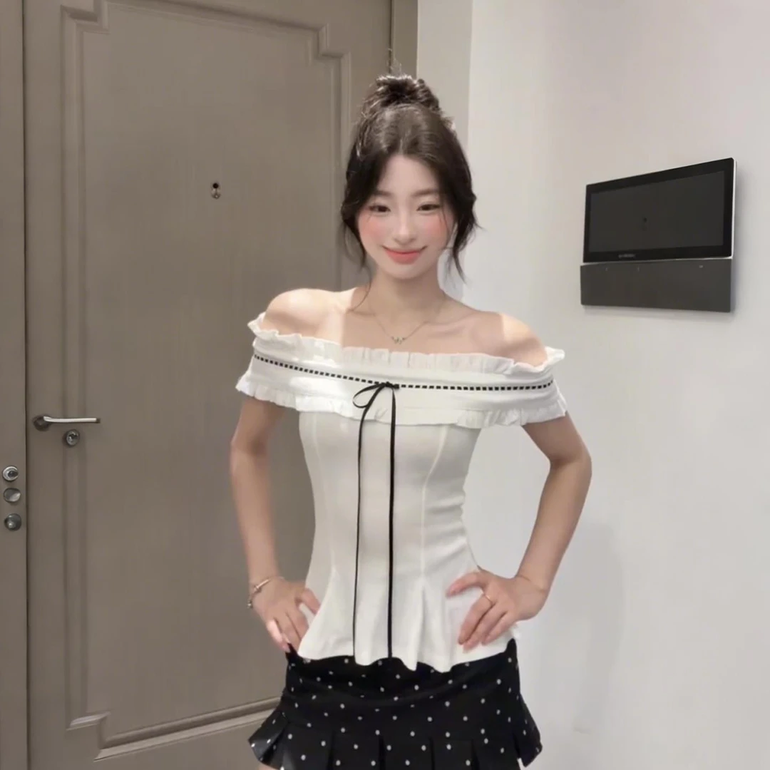 纯欲辣妹蕾丝拼接蝴蝶结抹胸背心女夏季新款收腰显瘦裙摆露肩上衣