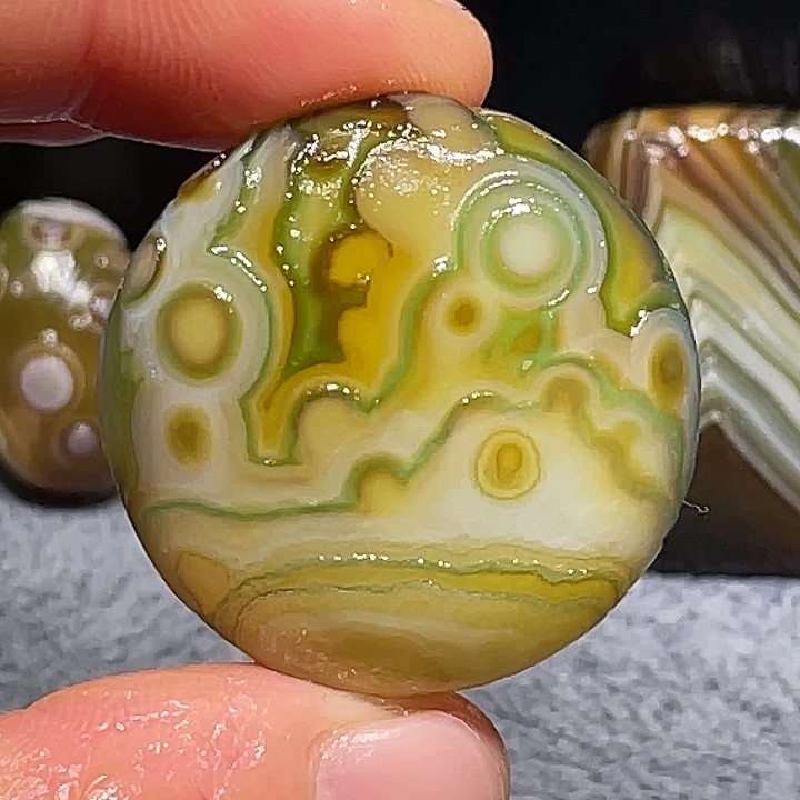 玛瑙/玉髓未镶嵌珠宝奇石