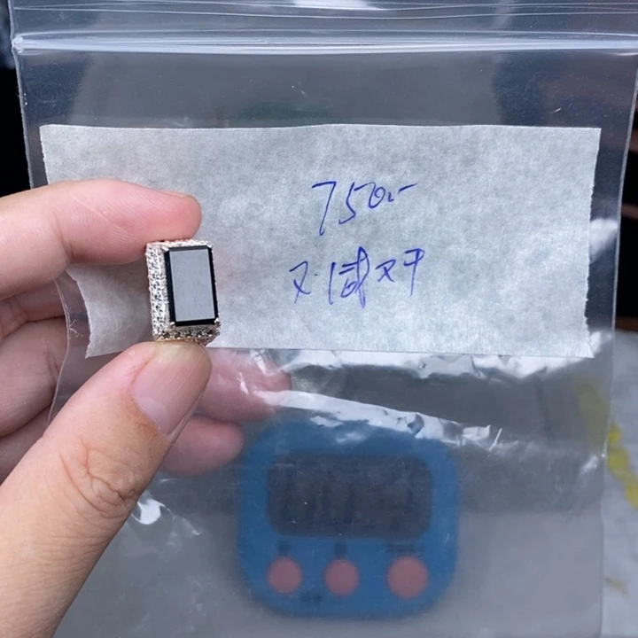 又***条定制翡翠未镶嵌戒指