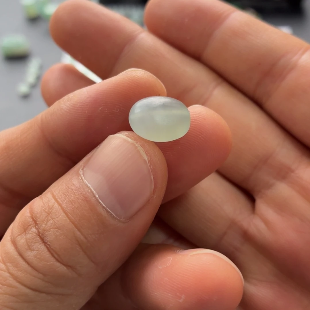 定制翡翠未镶嵌珠子