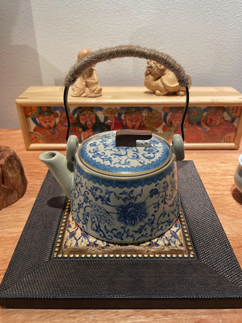 简约 印花瓷壶 耐高温 新款 家用茶壶