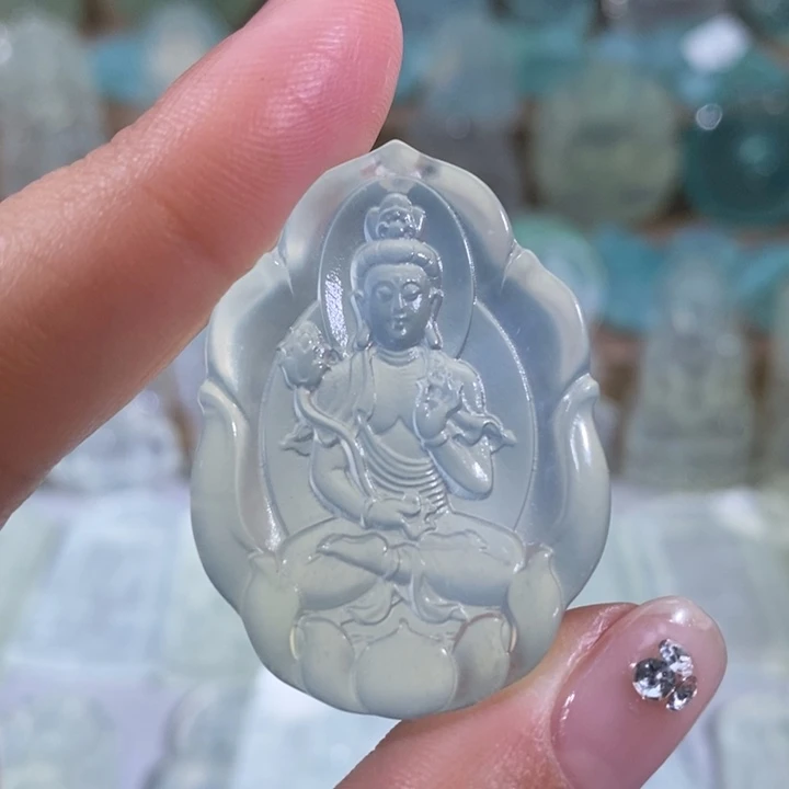 岫玉吊坠未镶嵌往***烟吊坠