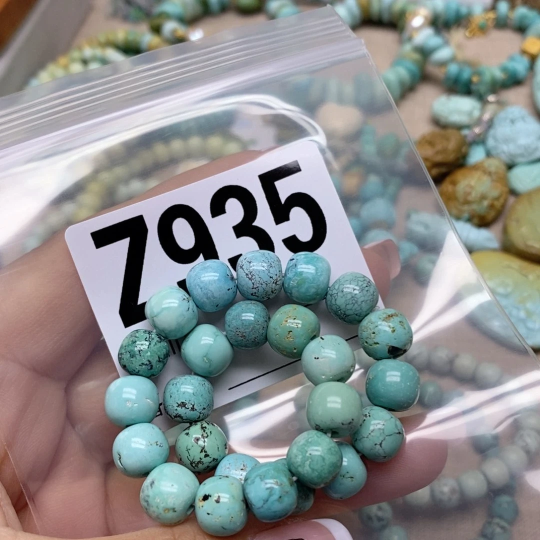 绿松石配饰未镶嵌周****）