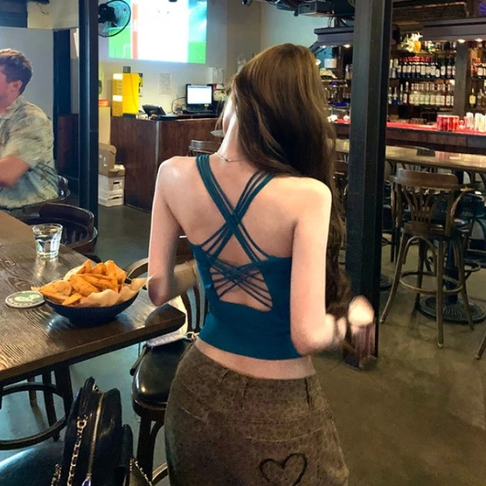 多巴胺交叉露背吊带背心女外穿夏季泰式辣妹抹胸小上衣带胸垫美背