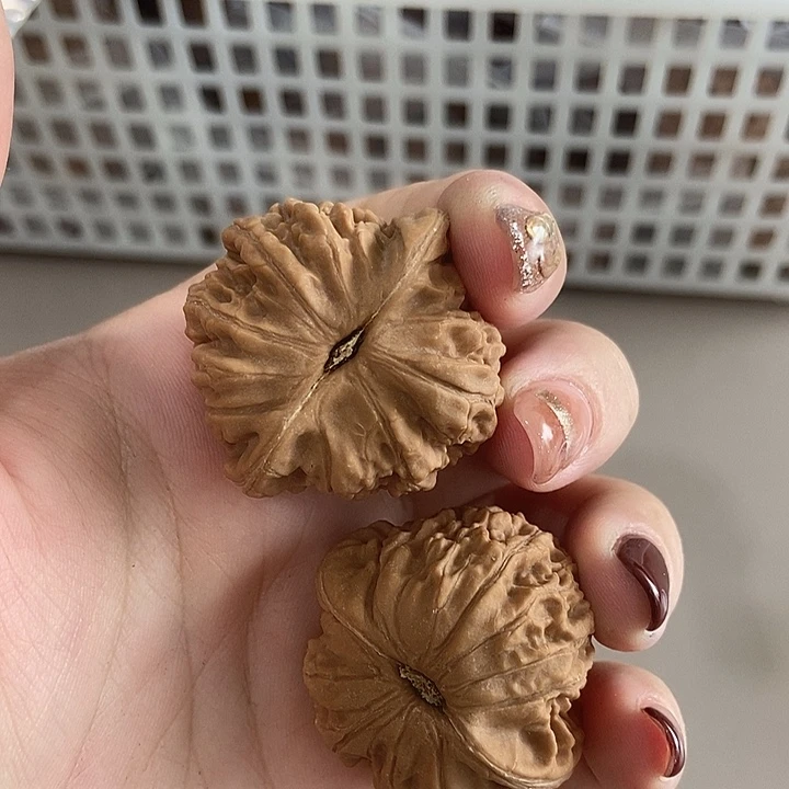 吊坠文玩核桃乾隆磨团购