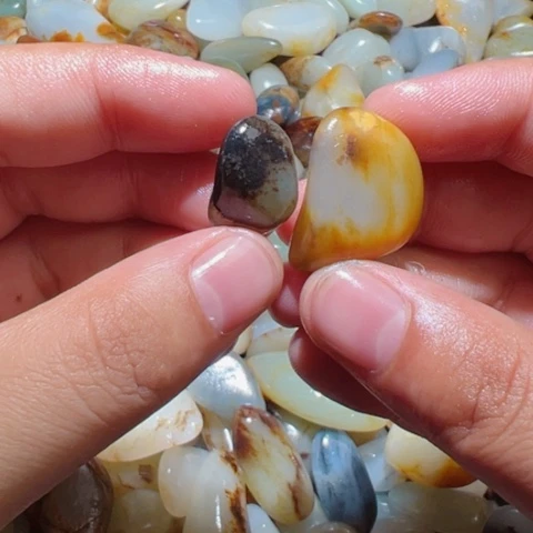 和田玉（糖玉）未镶嵌颈饰2-5