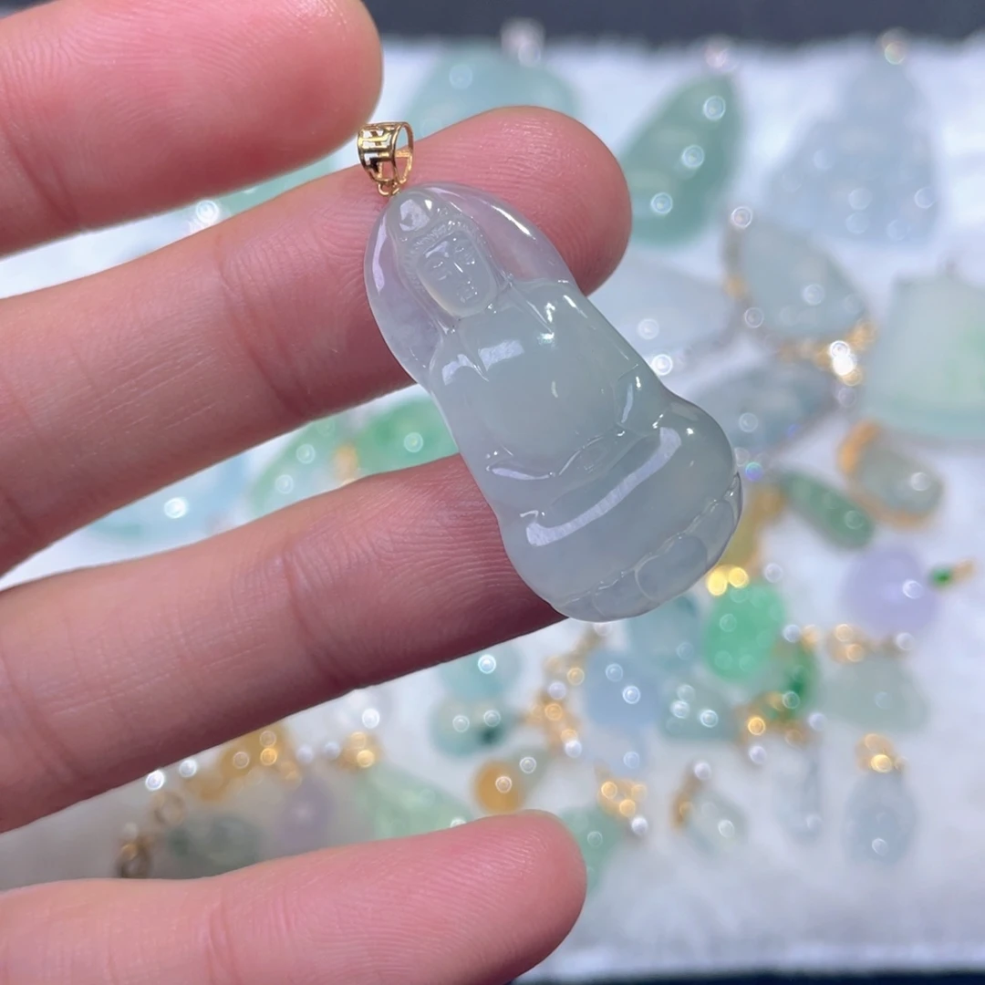 颈饰18K金镶嵌翡翠翡翠
