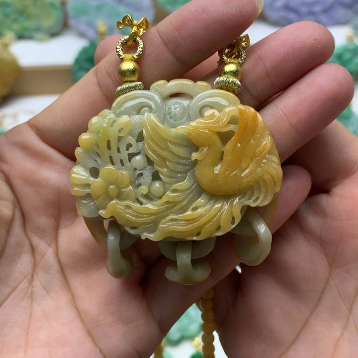 颈饰未镶嵌翡翠翡翠