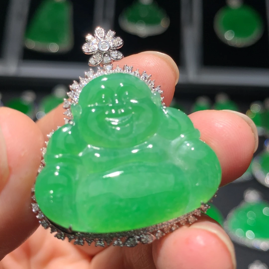 翡翠颈饰18K金镶嵌翡翠