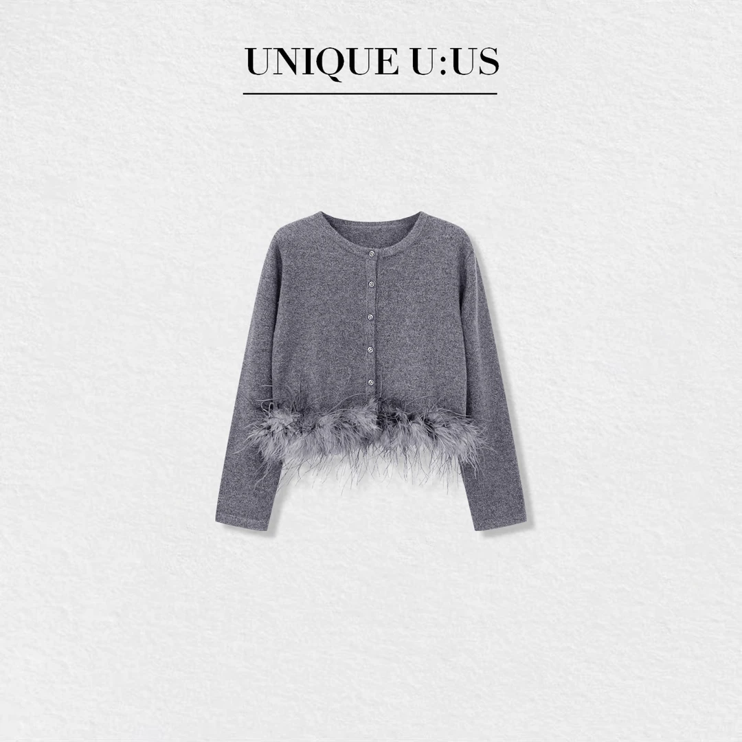 【林雪雪】海风轻舞新款简约设计感拼接羽毛边单排扣针织衫2500111