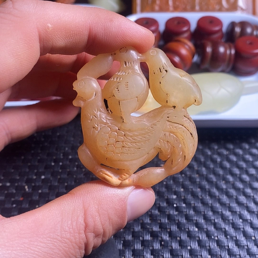 岫玉未镶嵌珠宝奇石