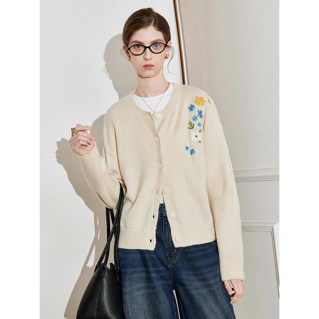 【直播间专属 】初语毛衣开衫花朵绣花保暖针织衫小外套8513017
