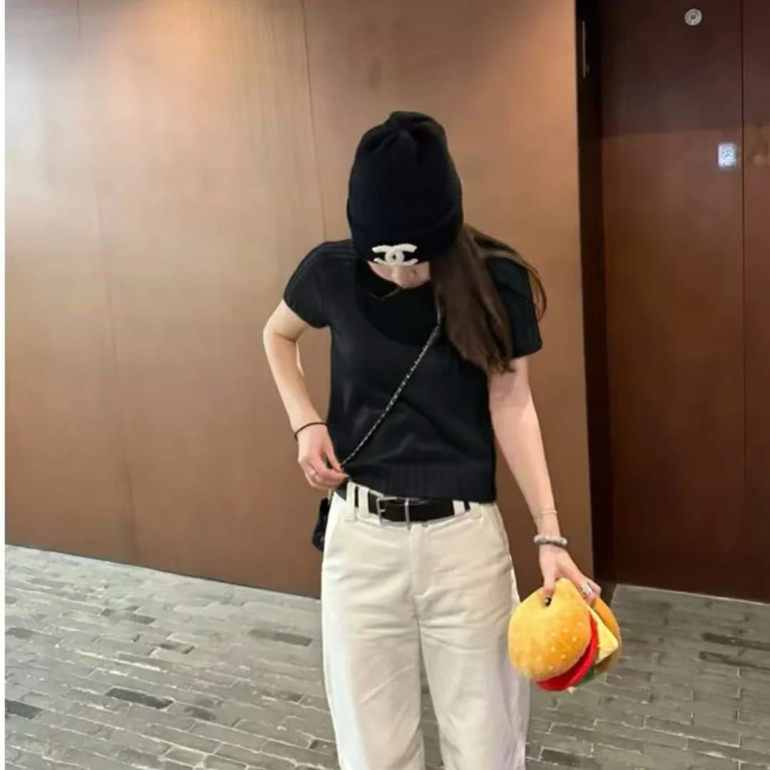 设计感短款开春发财红休闲显瘦半高领夏季针织短袖简约纯色T恤