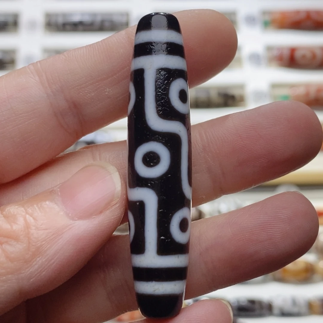 A***.玛瑙/玉髓未镶嵌珠宝半成品