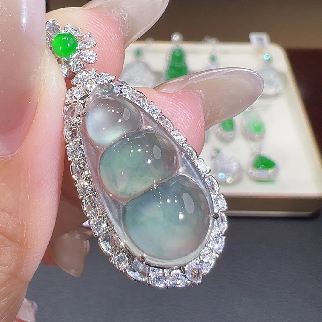 翡翠18K金镶嵌吊坠(不含链)翡翠