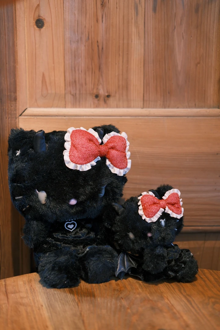 【日版正品】三丽鸥helloKitty天使恶魔系列恶魔Kitty公仔Kitty挂件