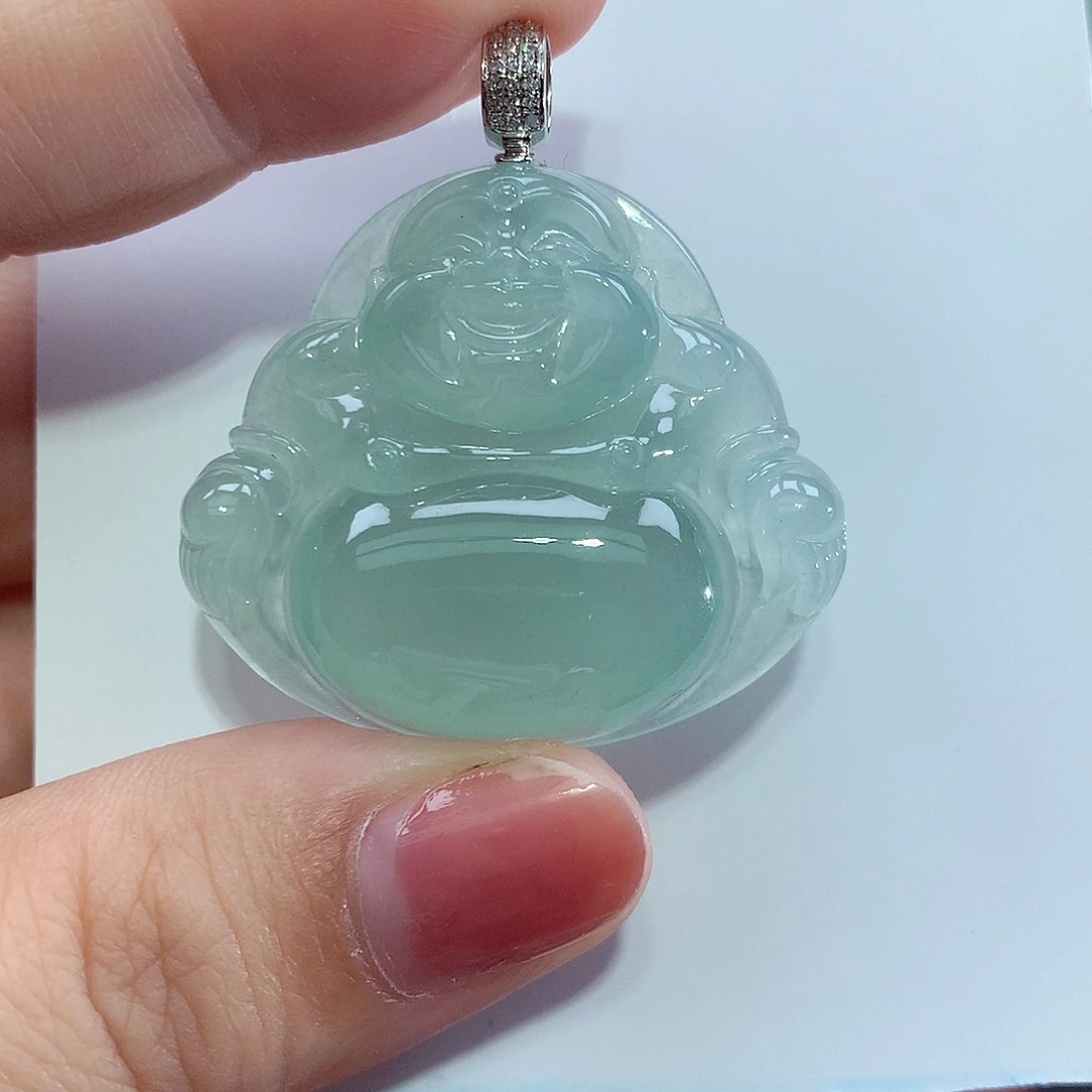 翡翠18K金镶嵌颈饰佛