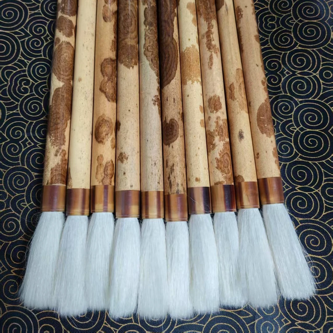 纯羊毫 湘妃竹笔杆不刻字 出锋5cm左右 口径1.1cm  毛笔