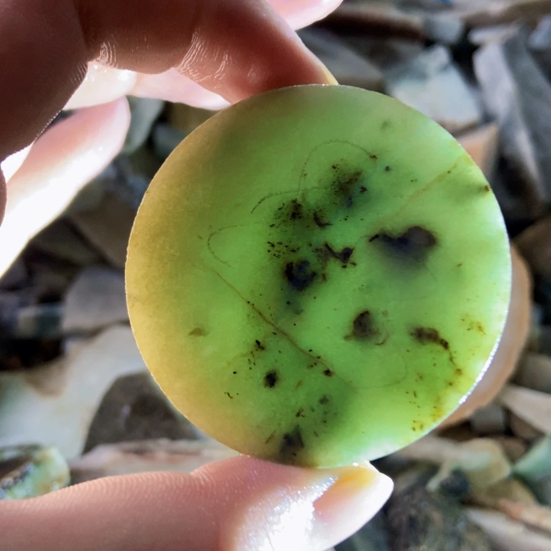 翡翠未镶嵌颈饰天然翡翠