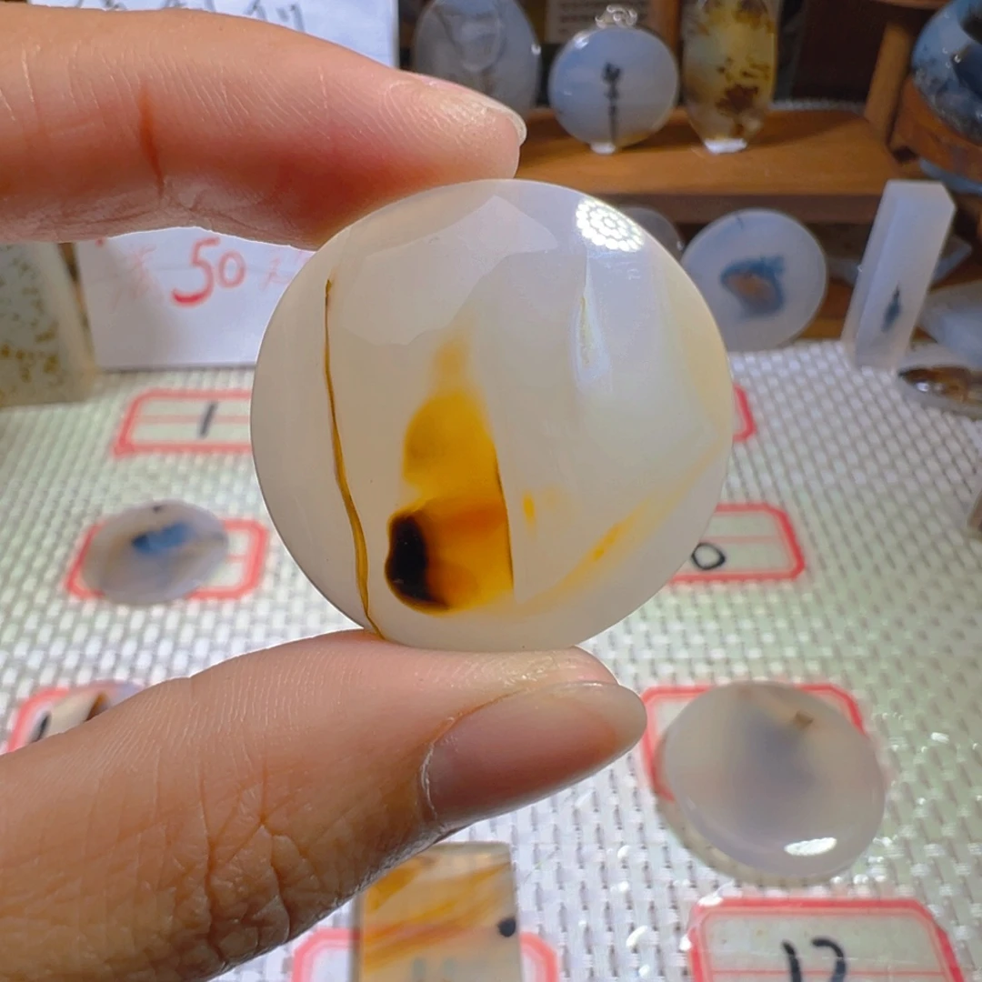 全***洗玛瑙/玉髓未镶嵌颈饰